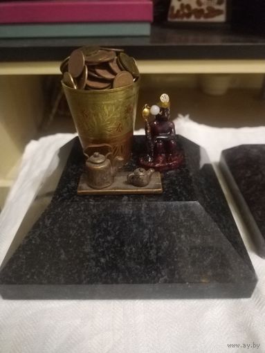 Статуэтка фигура для интерьера.