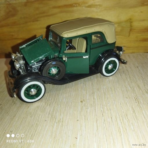 FORD ConvertibleSedan.1932.1:32.