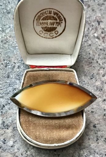 Брошь. Брошь в ремонт