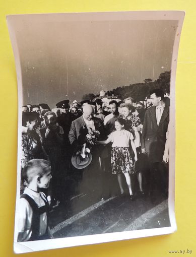 Фото оригинальное "Н.С.Хрущев на встрече с народом", 1950-е гг.