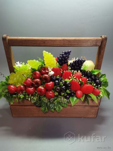 Карина с фруктами из мыла (ручная работа)