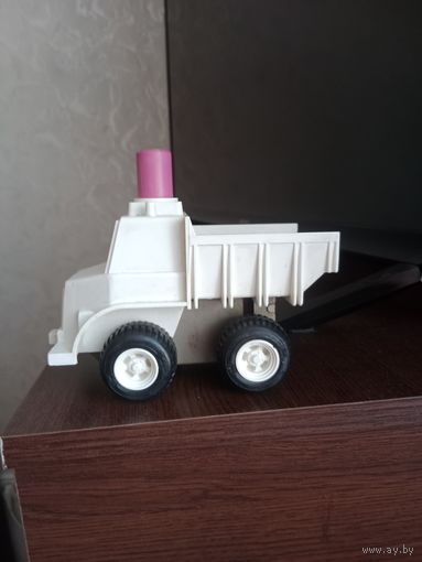 Игрушка машина СССР на пружинной тяги рабочая