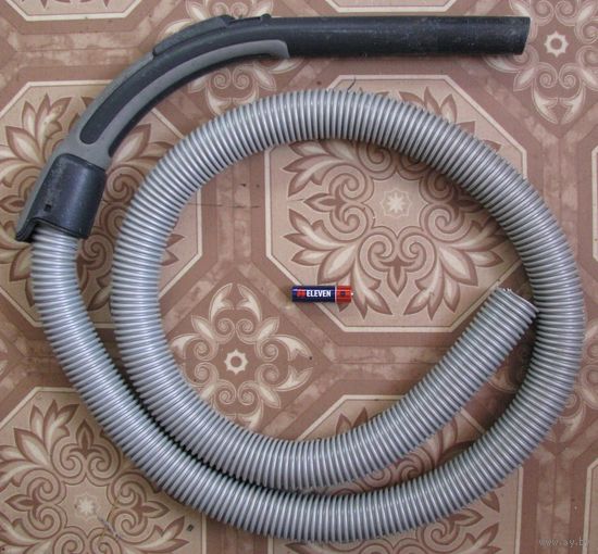 Шланг пылесоса .