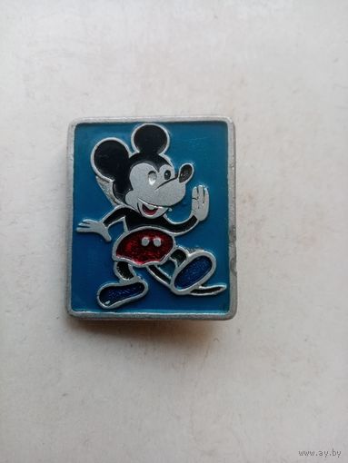 ЗНАЧОК МИККИ-МАУС (3)