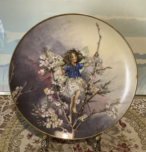 Тарелка коллекционная Цветочная Фея Villeroy & Boch Германия винтаж