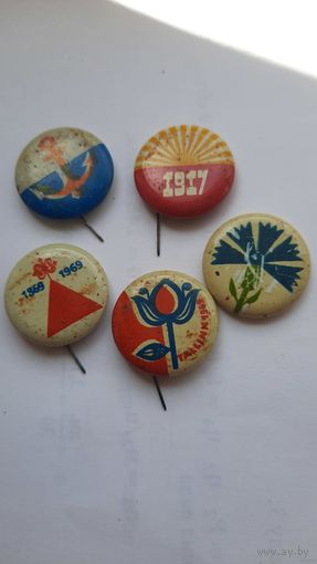 Набор 5 штук вместе значков 1969 года Таллин