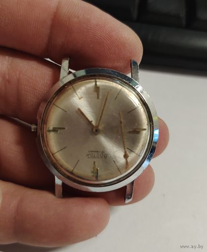 Часы Восток (в ремонт), без МЦ!!