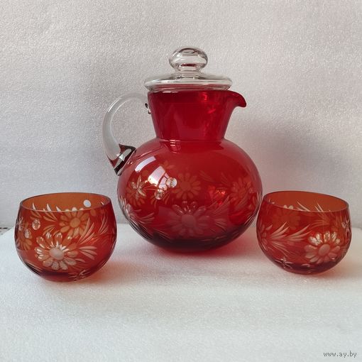 Кувшин рубиновая Ромашка (объём 2 л) и 2 стакана (250 мл). Нёман