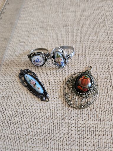 Лот бижутерии