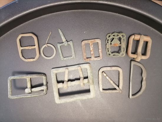 10 старых пряжек