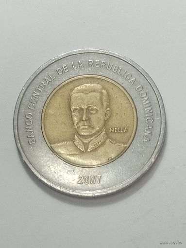 Доминиканская республика 10 песо 2007 года .
