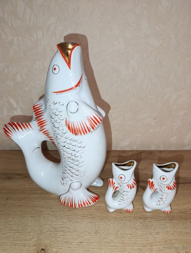 Кувшин Рыбка и две стопки (все лоты с 1 руб без МЦ)