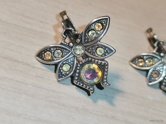 Мельхиоровые серьги "Муха", есть неразборчивое клеймо.