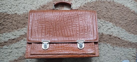 Винтажные портфель.Кожа