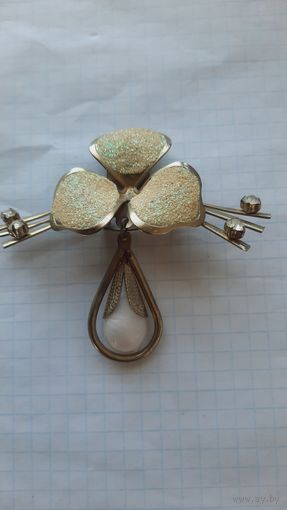 Брошь советская