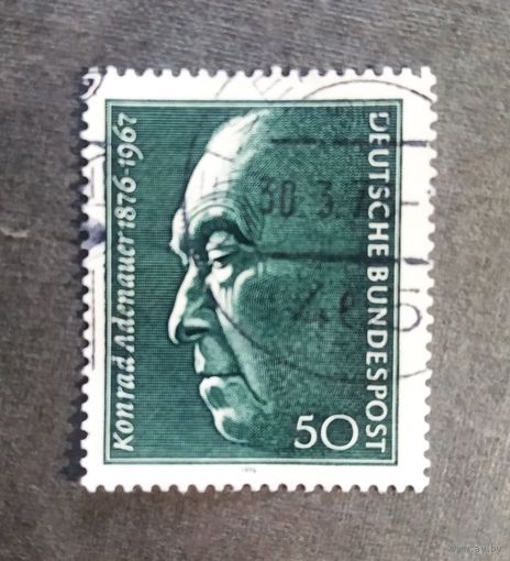 Марка Германия 1976 год Конрад Аденауэр