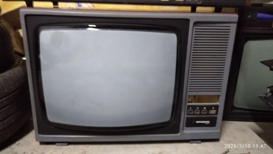 Корпуса ТВ горизонт д355и, таурас211