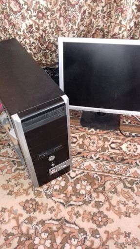 Системный блок с монитором. С рубля!