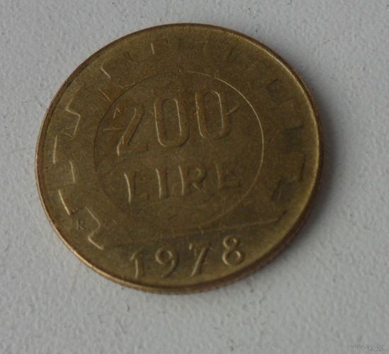 200 лир Италия 1978 г.в.