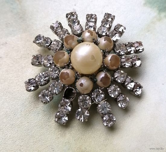 Брошь СССР. Потёртости, без камушка