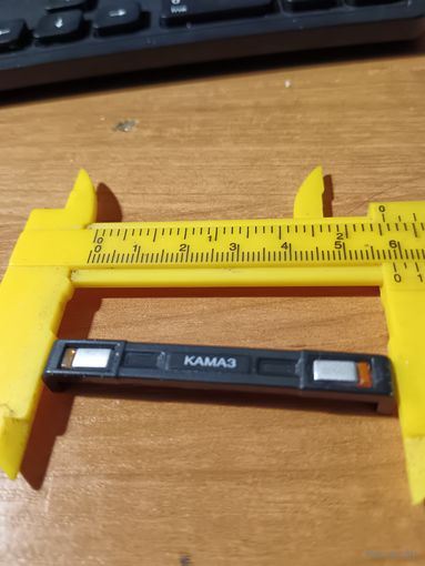 Бампер КАМАЗ 1:43 деагостини