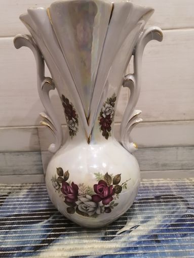 Фарфоровая ваза МФЗ
