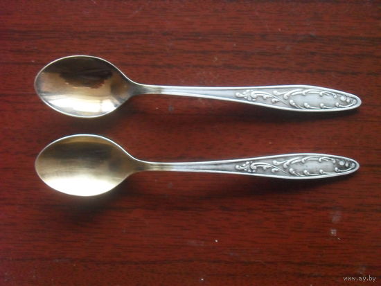 Ложки чайные,2 шт.Мельхиор,серебрение,черпачки позолоченные.
