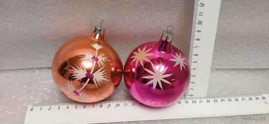 Ёлочные игрушки. Большие яркие шары. 7-1