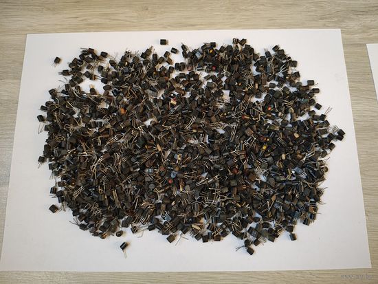 Транзисторы советские (полубоченки) с 1 руб без МЦ