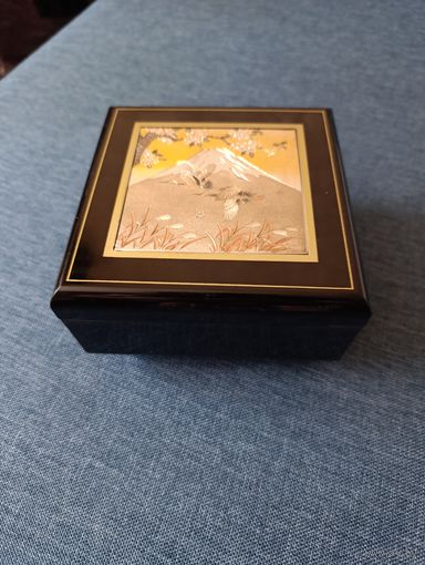 Шкатулка японская музыкальная