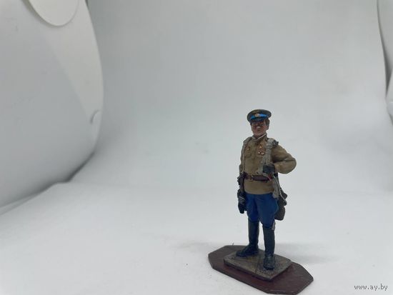 Солдатик оловянный(военно-историческая миниатюра).  Советский военный летчик