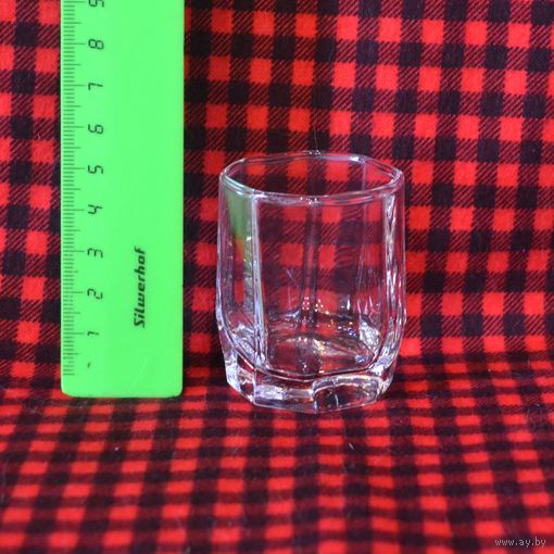 Рюмка.