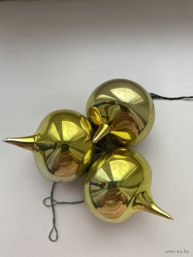 Елочные игрушки.