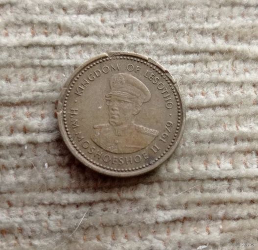 Werty71 Лесото 1 сенте 1979 год Соломенная шляпа народа Басуто Мошвешве 2