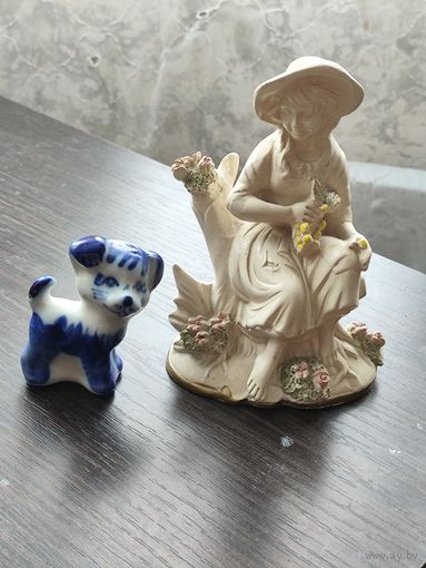 Цветочная фея дескать, и собачка гжель форфор.