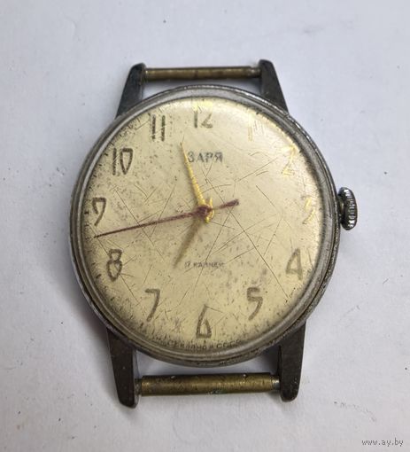 Часы Заря . С рубля без МЦ