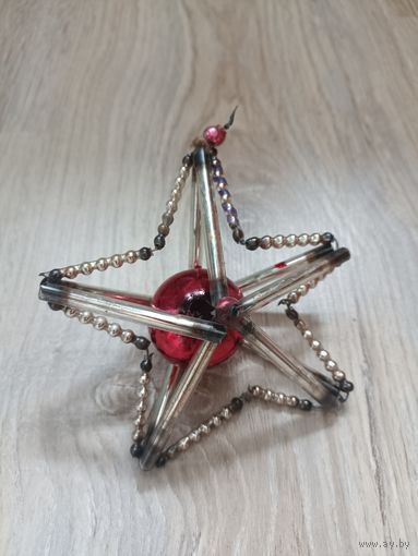 Елочные игрушки, стеклярус, звезда