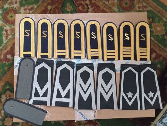 Погоны ГДР  Цена  1 пару