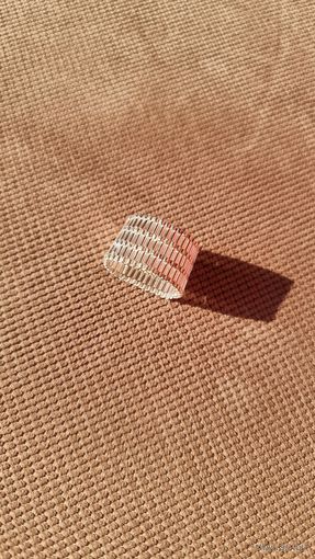 Кольцо из японских материалов