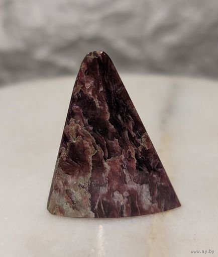 Чароит темно-фиолетовый, ювелирный камень