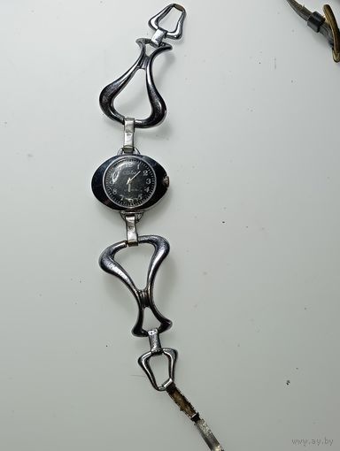 Часы механические ,  СЛАВА . С рубля