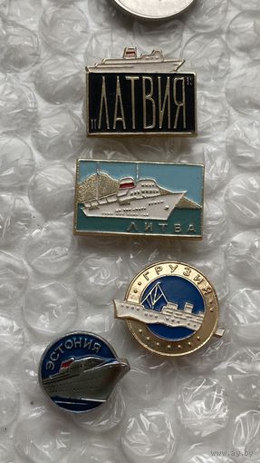 Значки Теплоходы, 4 шт