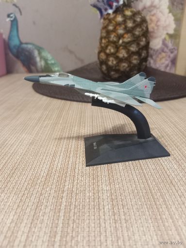 Легендарные самолёты Миг-29