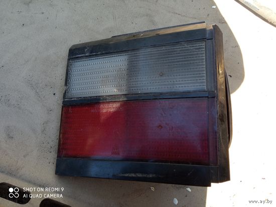 Лот 1669. Левый фонарь крышки багажника Volkswagen Passat B3 333 945 107 (333945107). Старт с 20 рублей! Купить в Могилеве