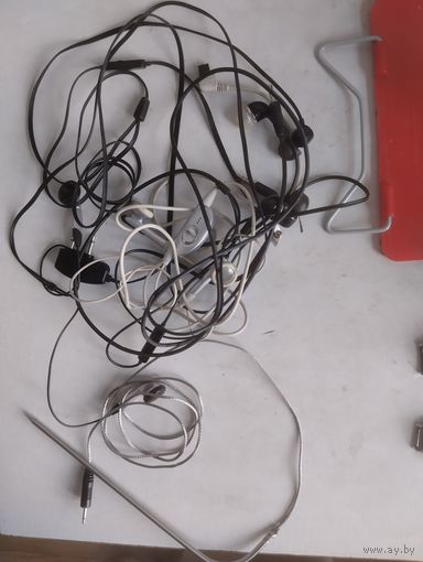 Наушники для телефона