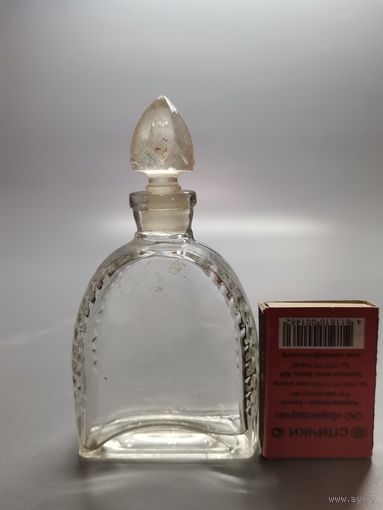 Флакончик от парфюм СССР.