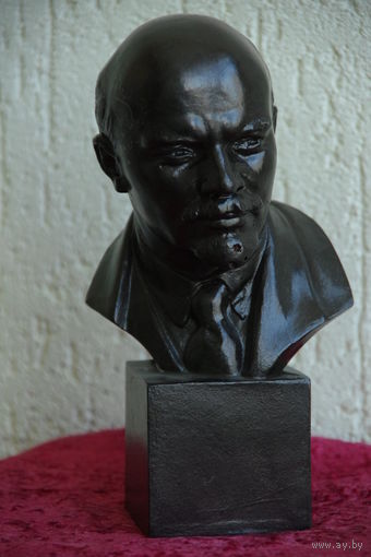 Бюст  Ленин   25 см