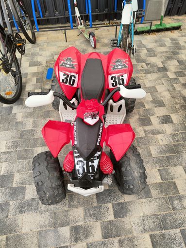 Детский квадроцикл Peg Perego Polaris Outlaw