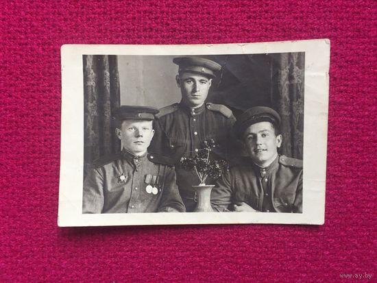 Фотография военных