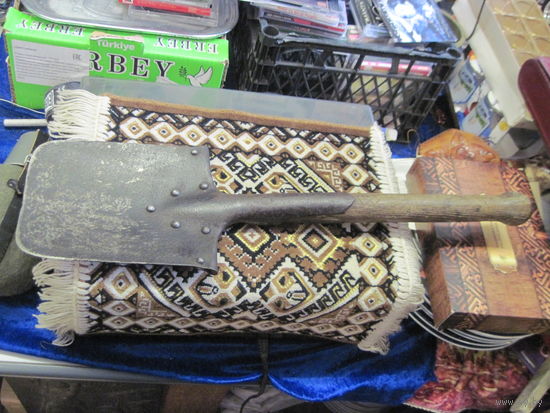 Редкая саперная лопатка ПМВ.